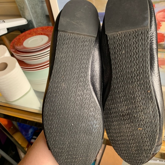 Michael Kors Ballet style shoes - Picture 3 of 8